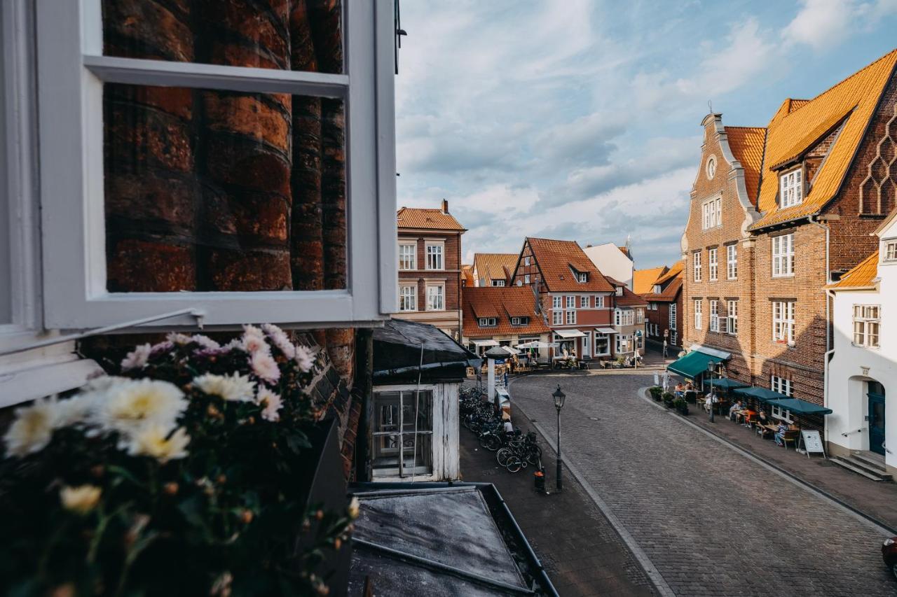 Hotel Zum Heidkrug & Cafe Lil Lüneburg Buitenkant foto