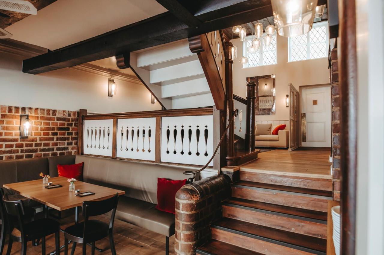 Hotel Zum Heidkrug & Cafe Lil Lüneburg Buitenkant foto